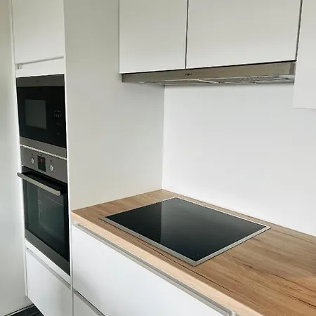 Duinpark62: Gezellig 3 Slaapkamer-appartement Inclusief Garage Oostduinkerke